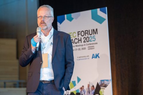 251021_jec_0207_7670-min